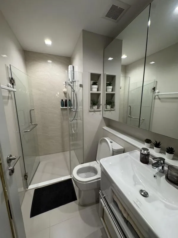 Property photos for Life Ladprao Valley