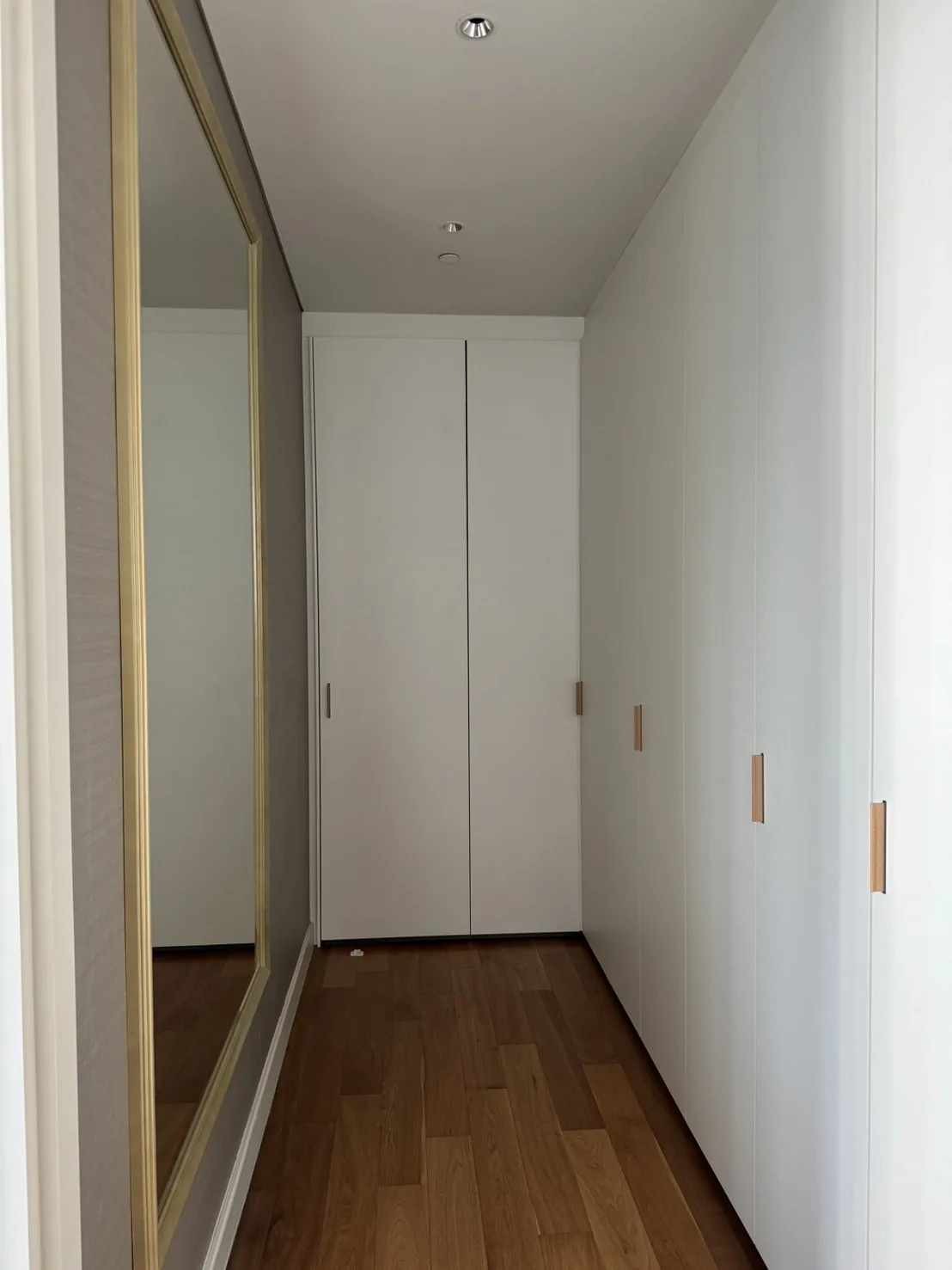 Property photos for Sindhorn Residence