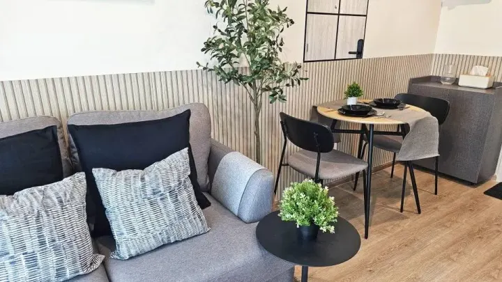 Property photos for Nue District R9