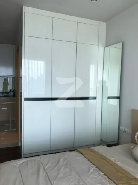 Property photos for Circle Condominium