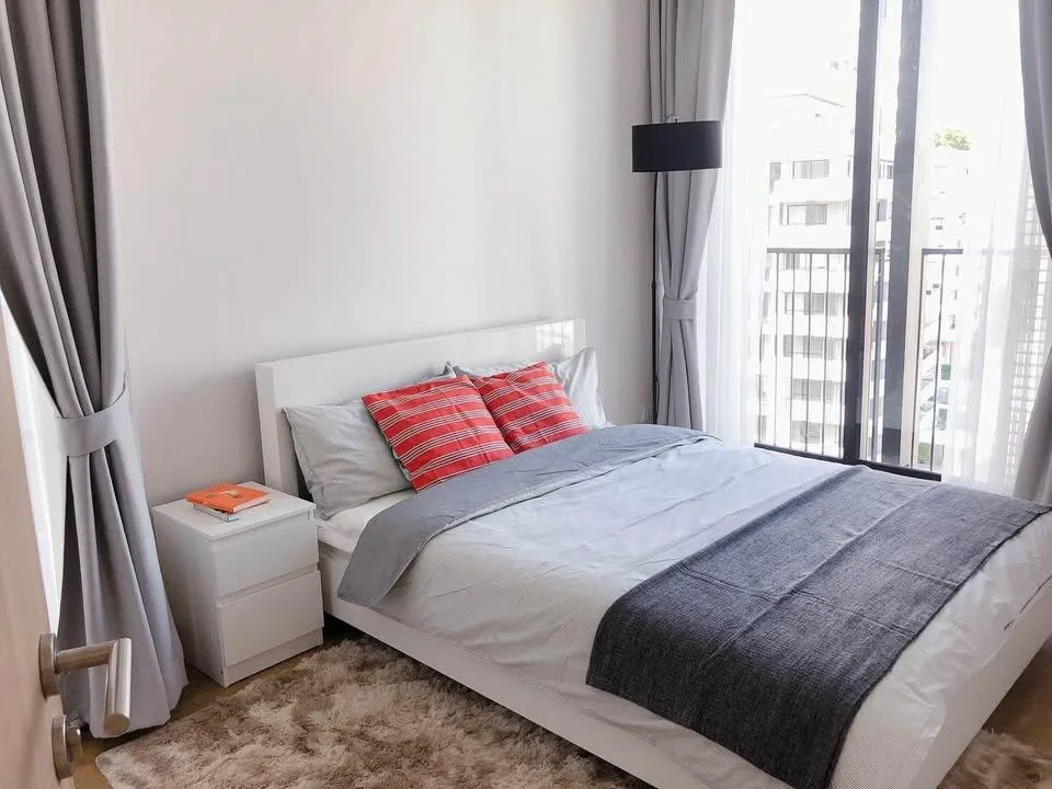 Property photos for Noble BE 33