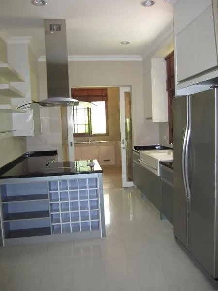 Property photos for Moobaan Narasiri Pattanakarn-srinakarindra