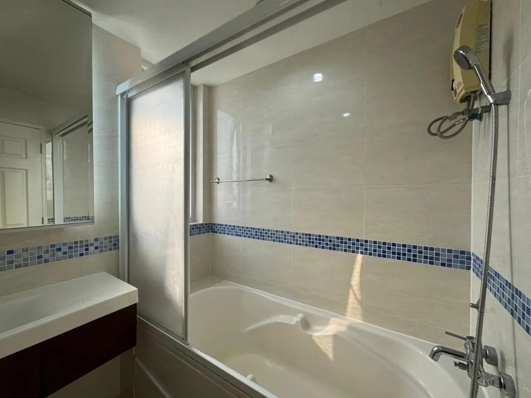 Property photos for Life Sukhumvit 65