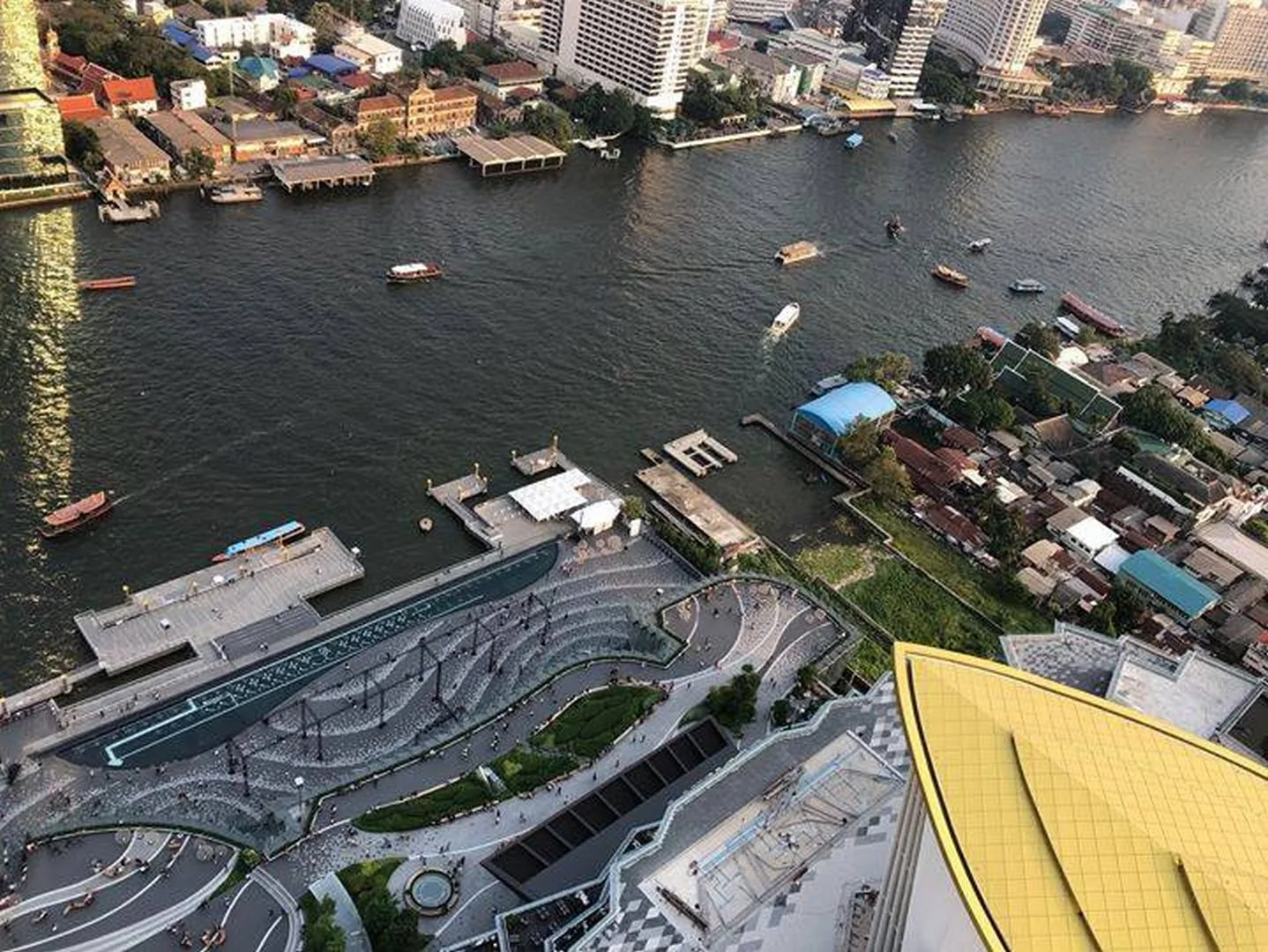 Property photos for Magnolias Waterfront Residences