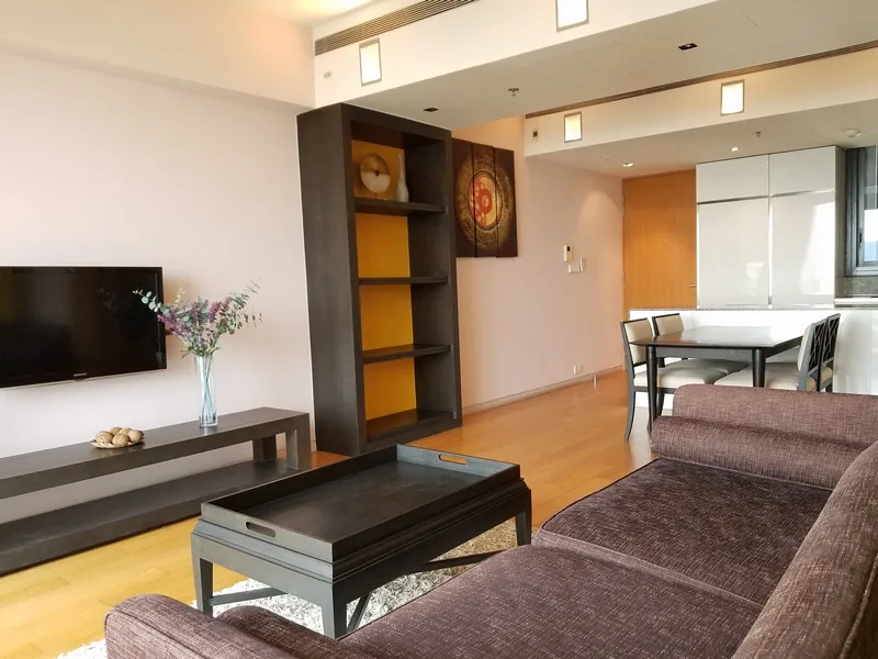 Property photos for The Met