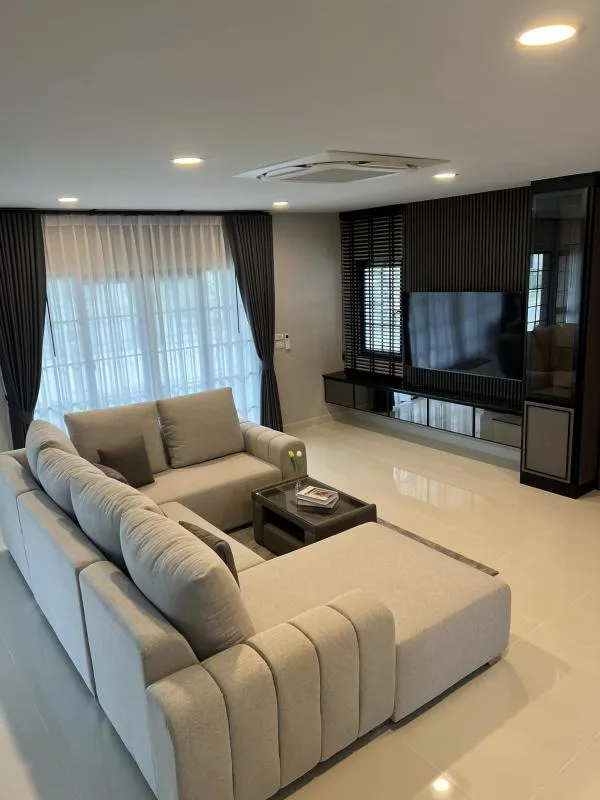 Property photos for Centro Bangna - Km.7