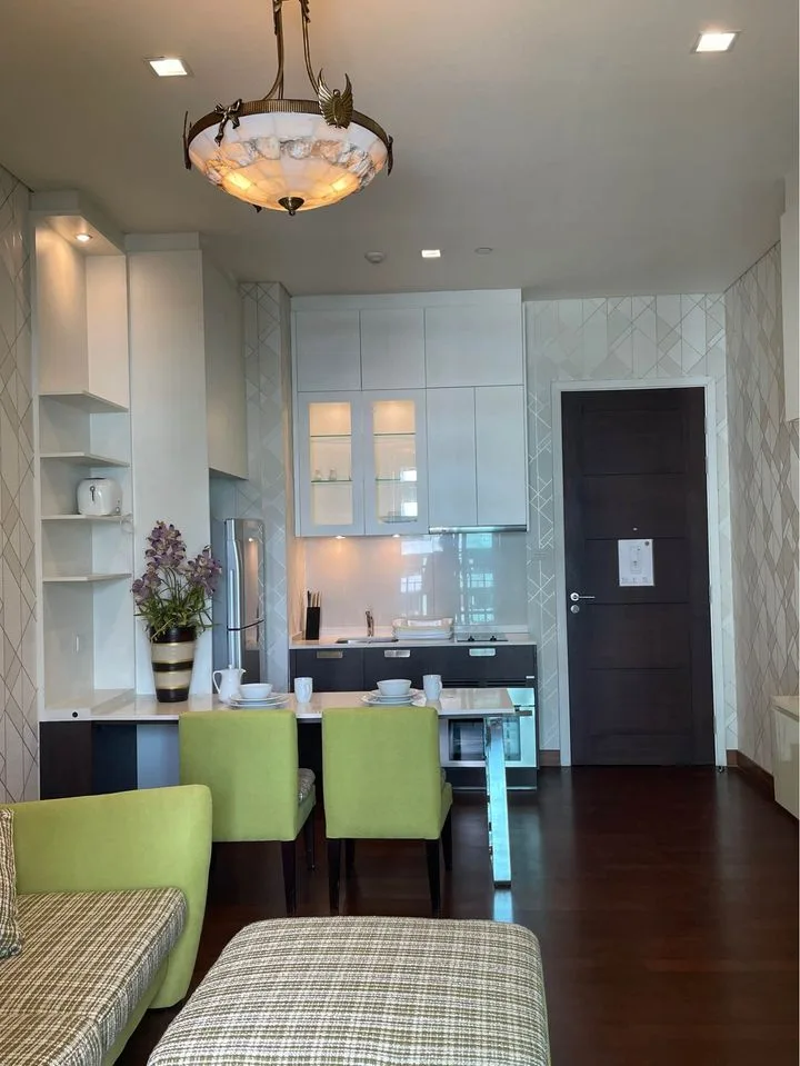 Property photos for Ivy Thonglor