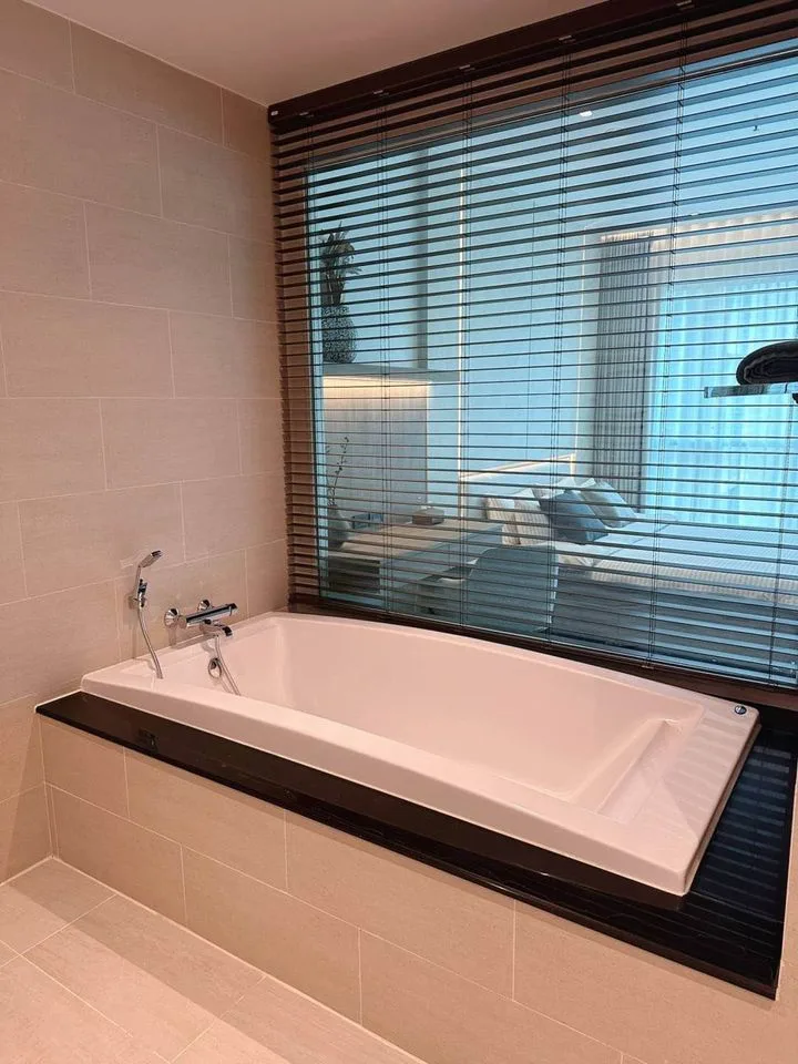 Property photos for The Address Chidlom