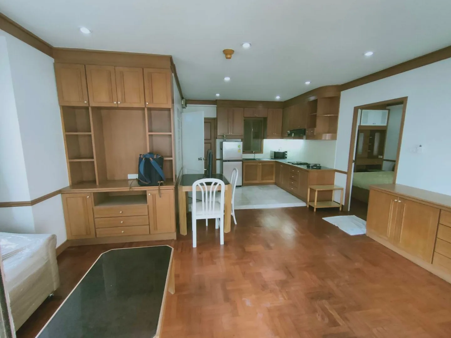 Property photos for Saranjai Mansion