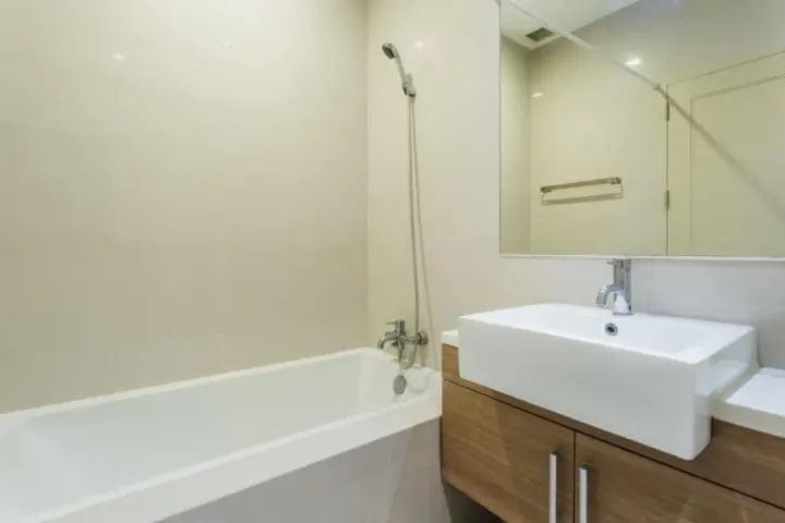 Property photos for Noble Reveal