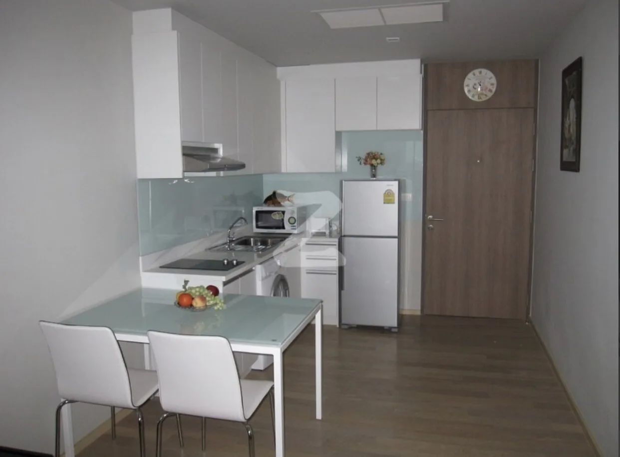 Property photos for Noble Refine