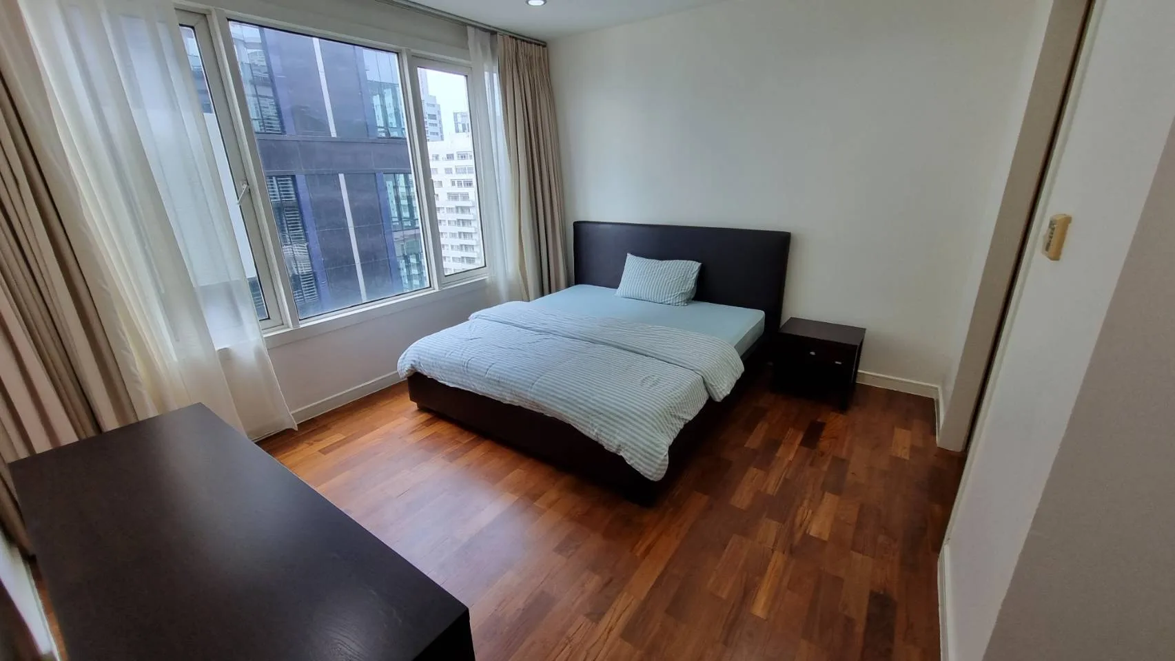 Property photos for Baan Siri 24