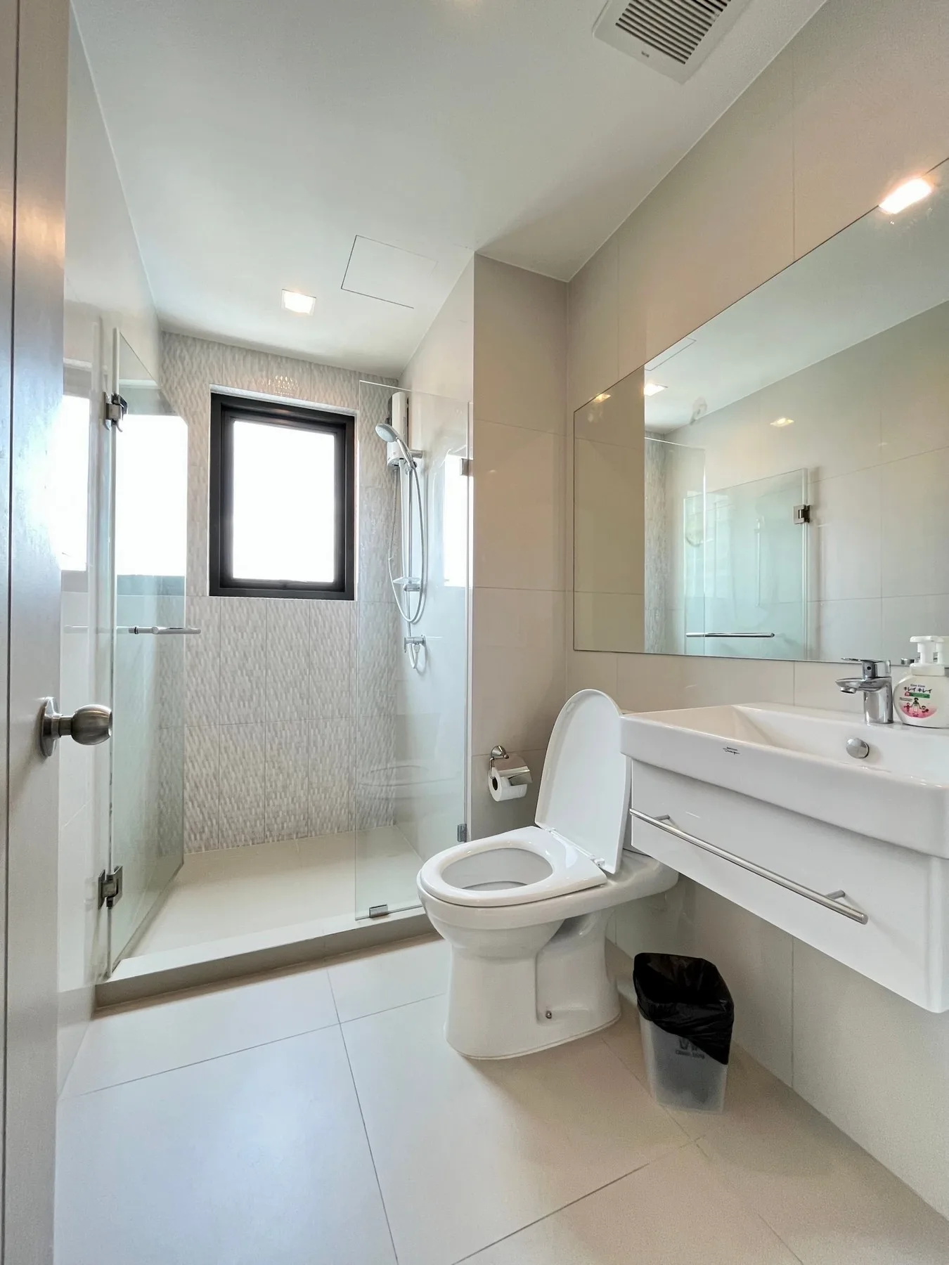 Property photos for Life Sukhumvit 48