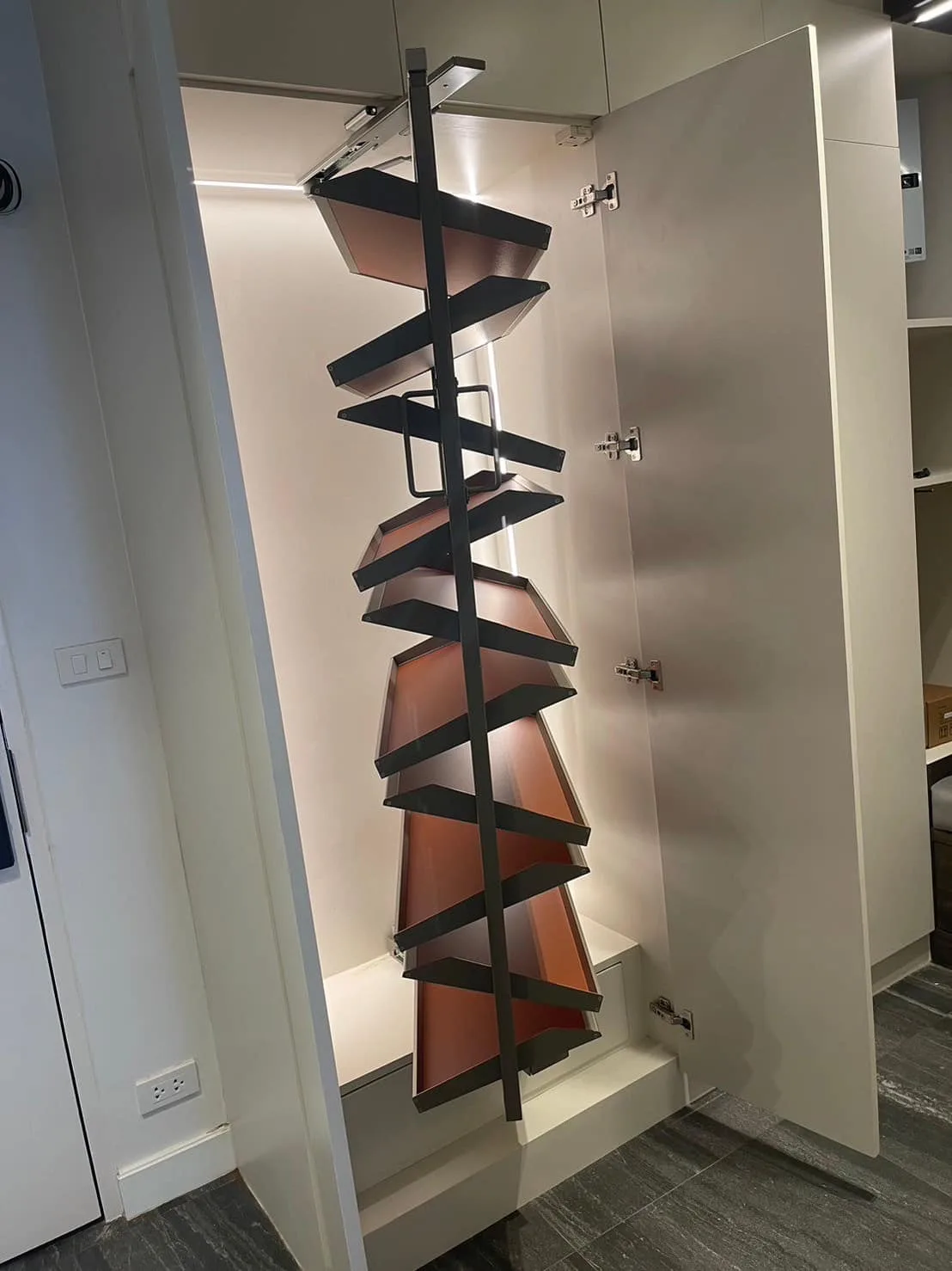 Property photos for State Tower