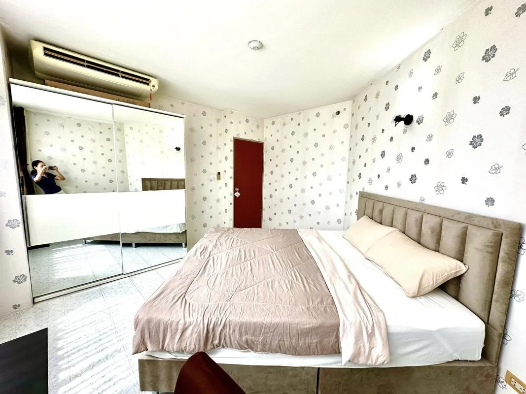Property photos for Supalai Park Phaholyothin