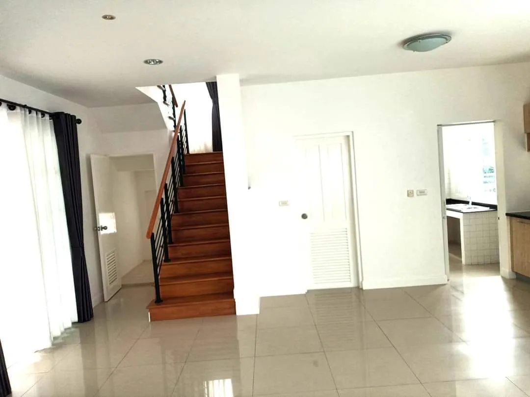 Property photos for Bangkok Boulevard Rama 5