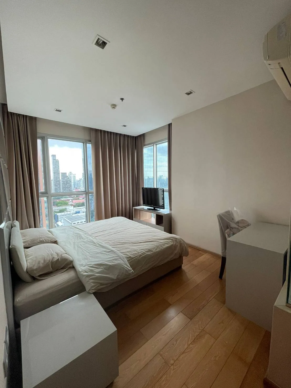 Property photos for The Address Asoke
