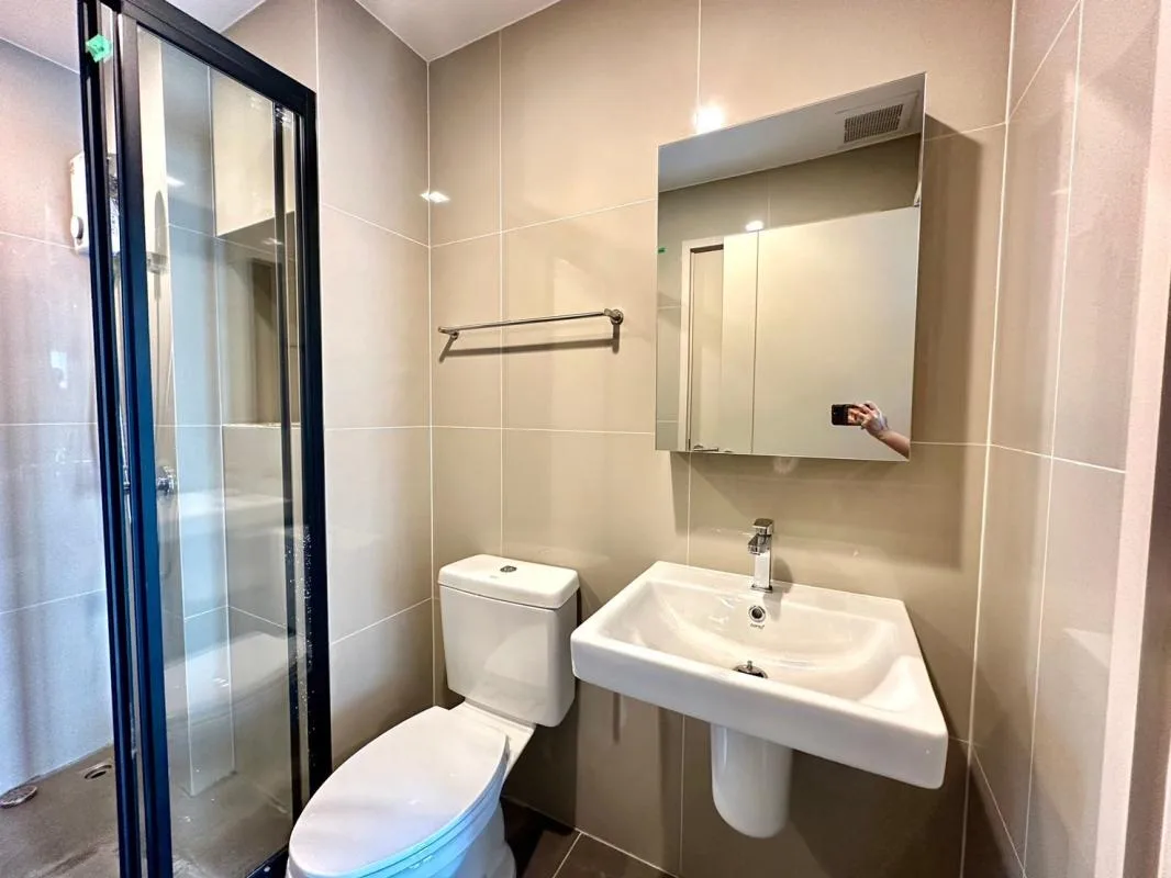 Property photos for The Base Phetchaburi-thonglor