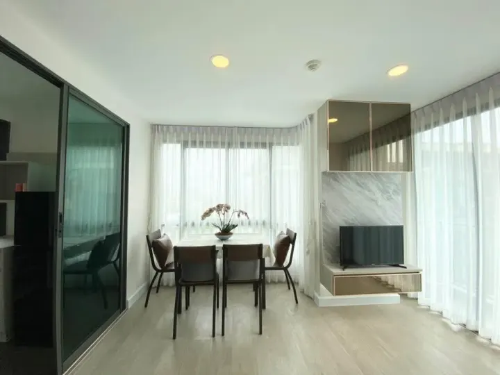 Property photos for Metroluxe Rose Gold Phahol-Sutthisan