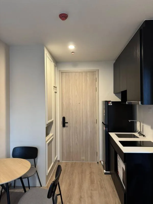 Property photos for Nue District R9