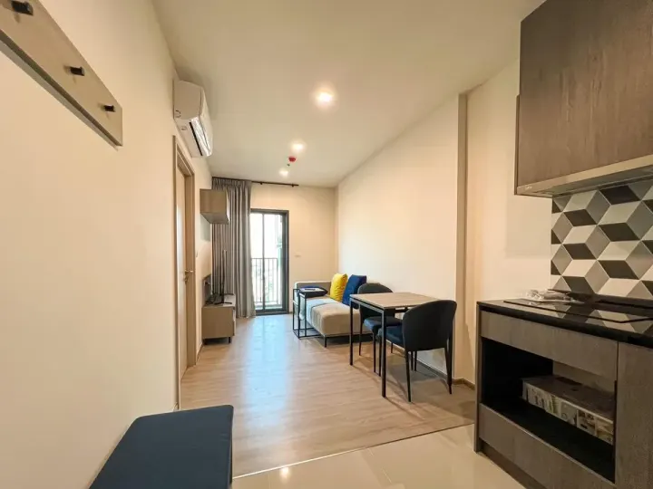 Property photos for The Base Phetchaburi-thonglor