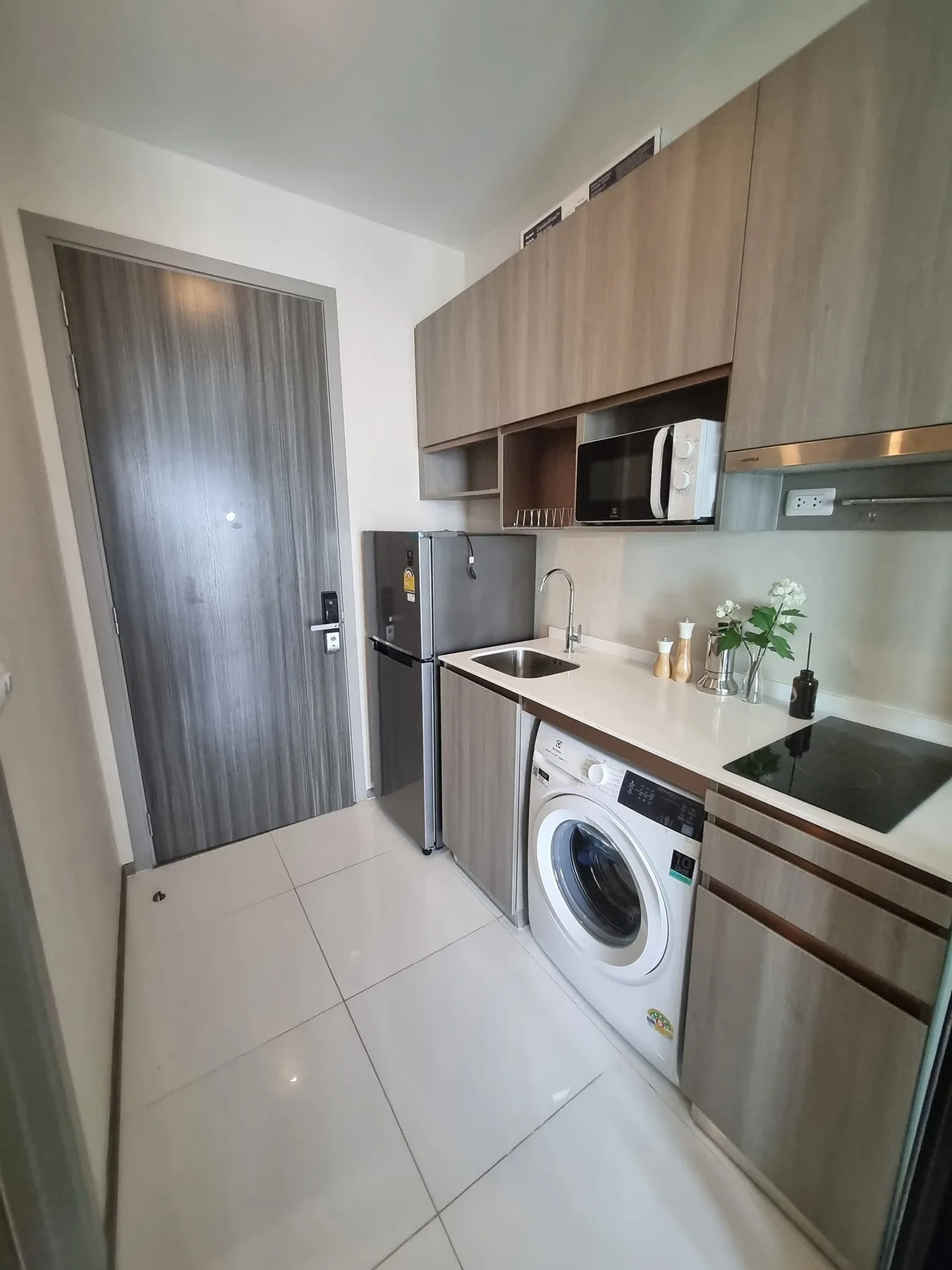 Property photos for Knightsbridge Prime Onnut