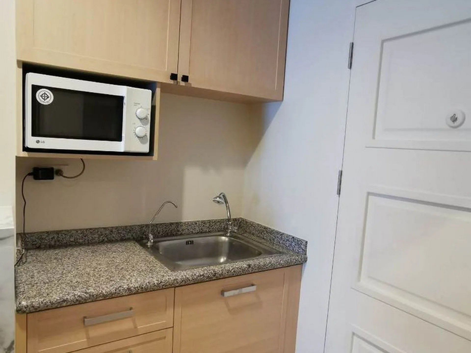 Property photos for Noble Lite