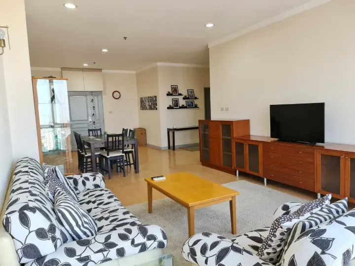 Property photos for The Waterford Diamond