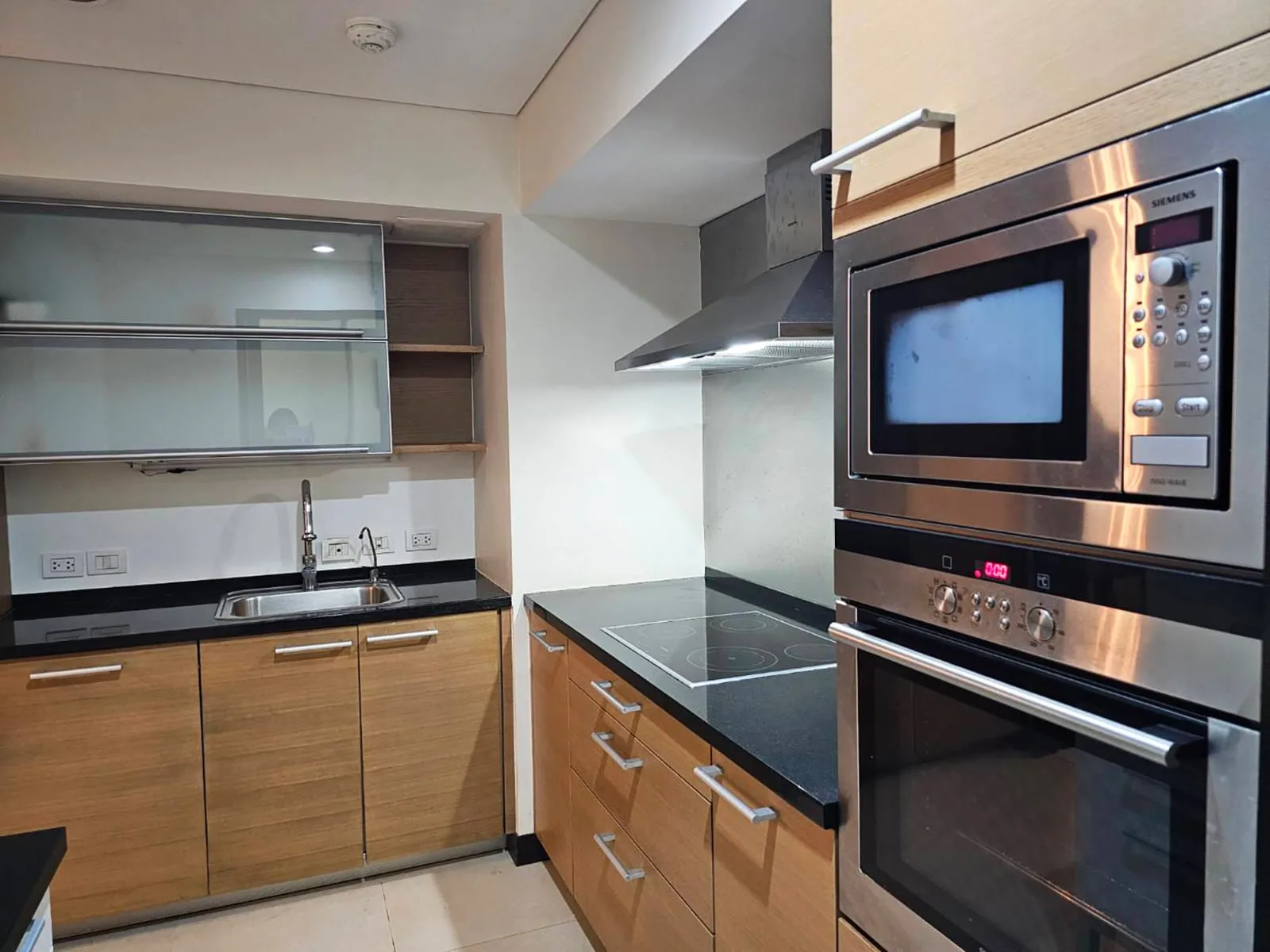 Property photos for The Park Chidlom