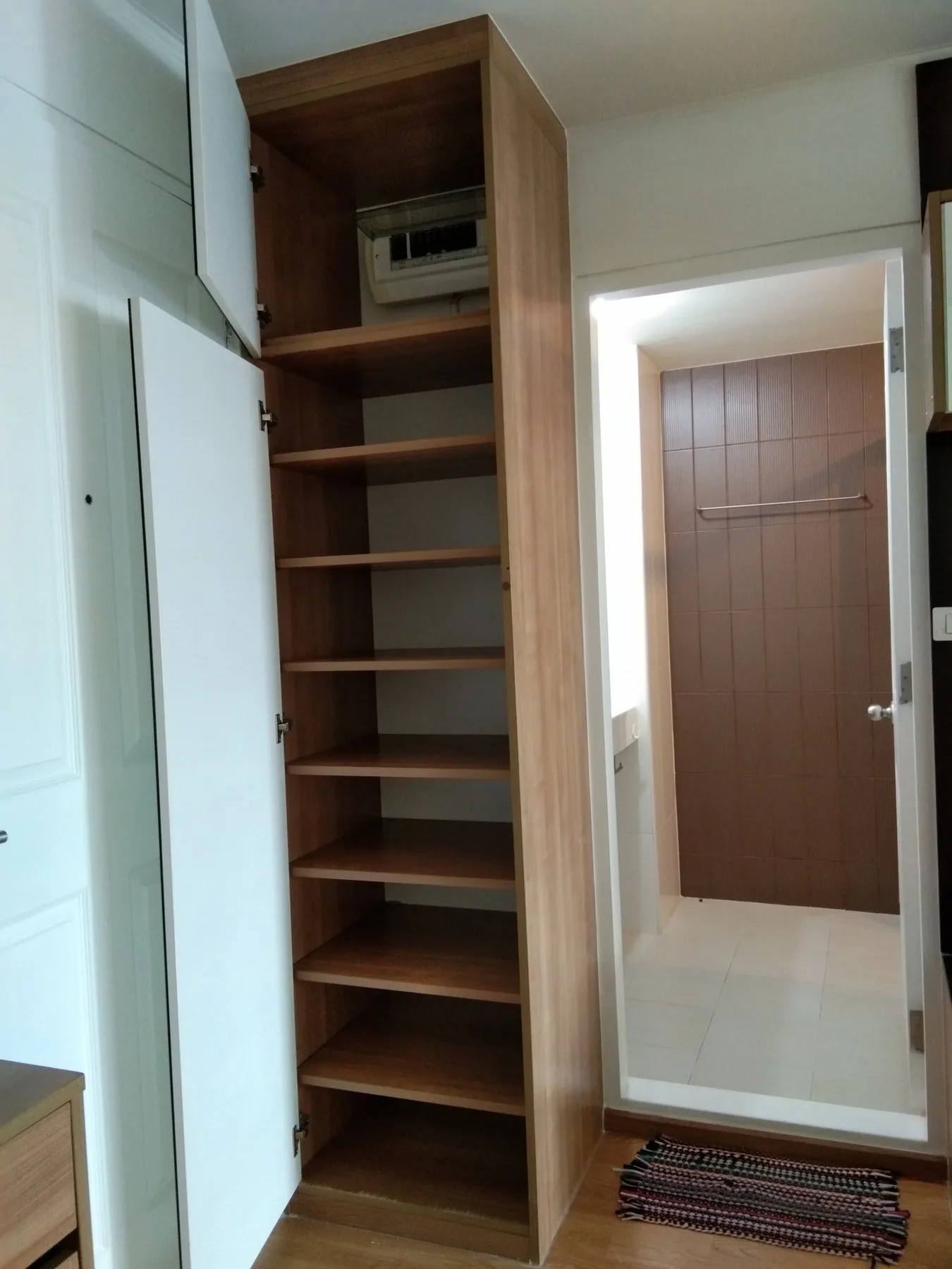 Property photos for U Delight @ Onnut Station