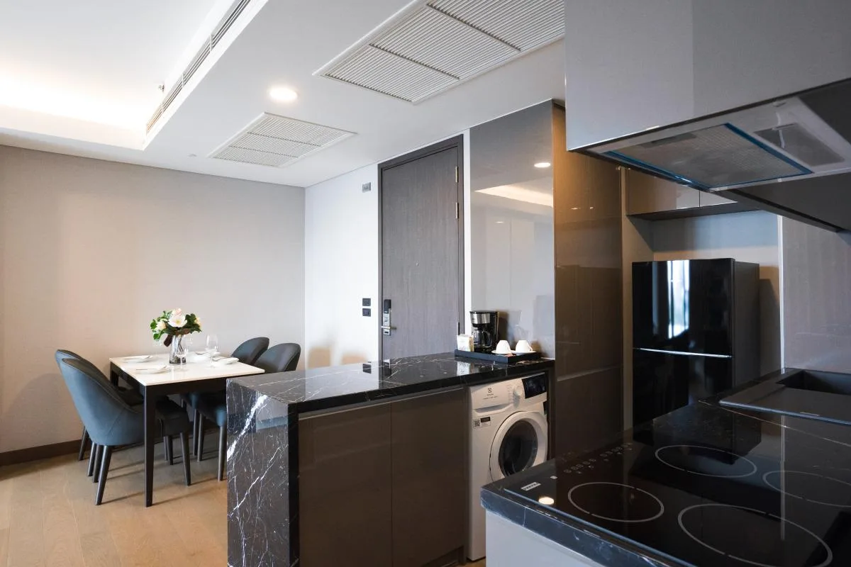 Property photos for Siamese Exclusive Queens