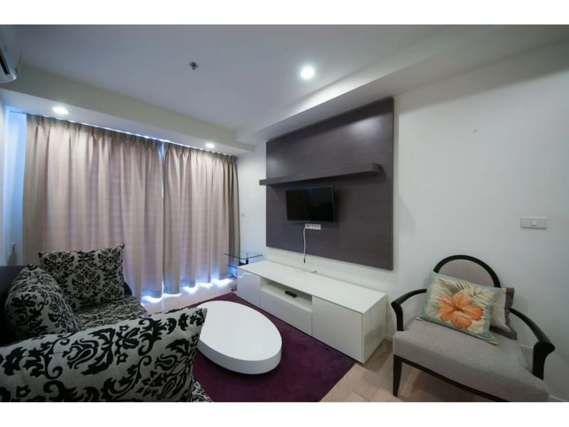 Property photos for 15 Sukhumvit Residences