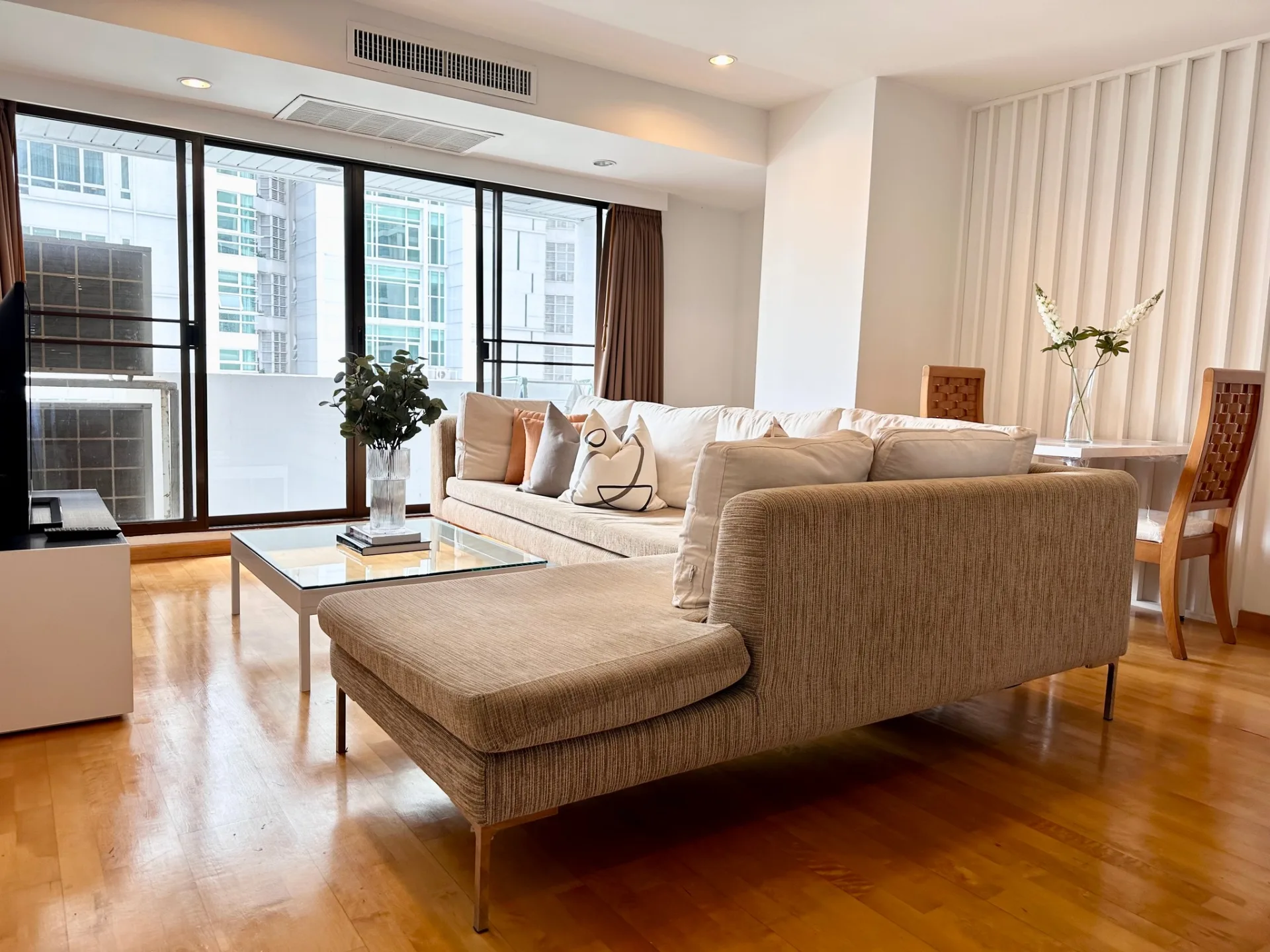 Property photos for The Royal Place 2