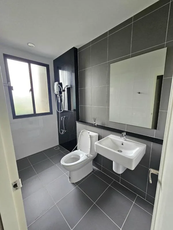 Property photos for Baan Klang Muang Rama 9