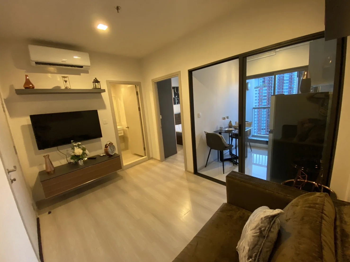 Property photos for Life Sukhumvit 48