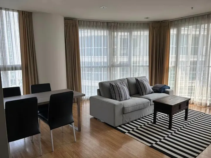 Property photos for Le Luk