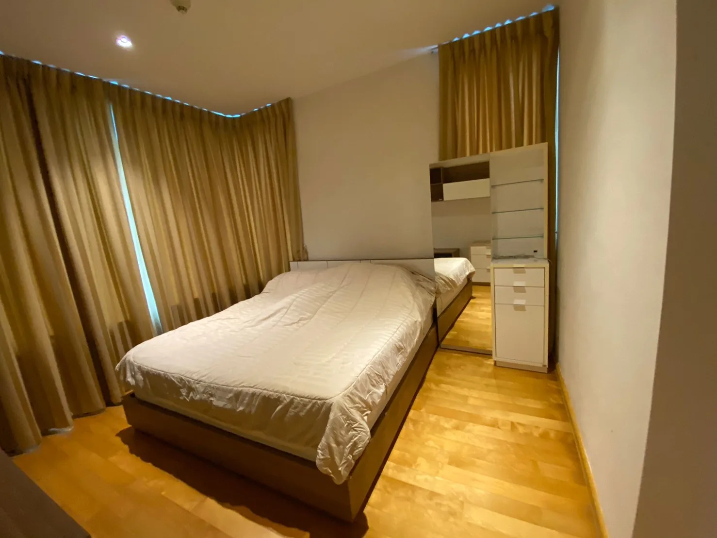 Property photos for Villa Rachatewi