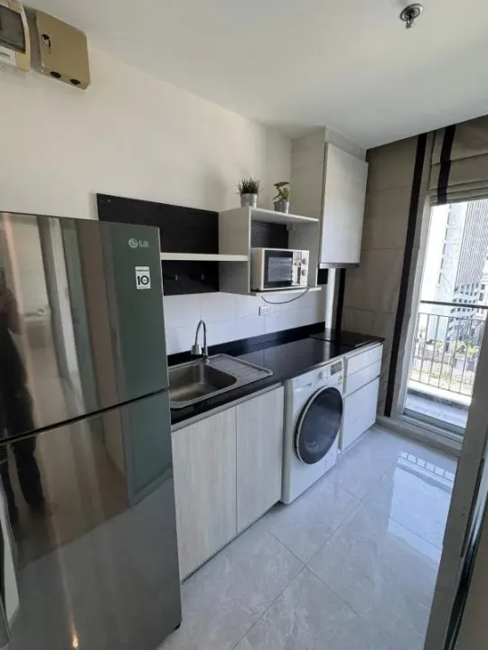 Property photos for Life Ratchadapisek