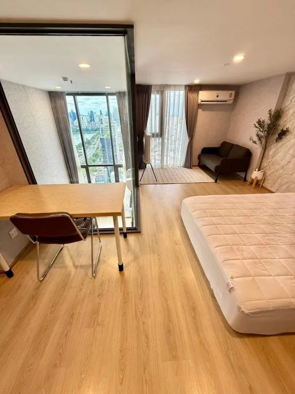 Property photos for LIFE Asoke - Rama 9