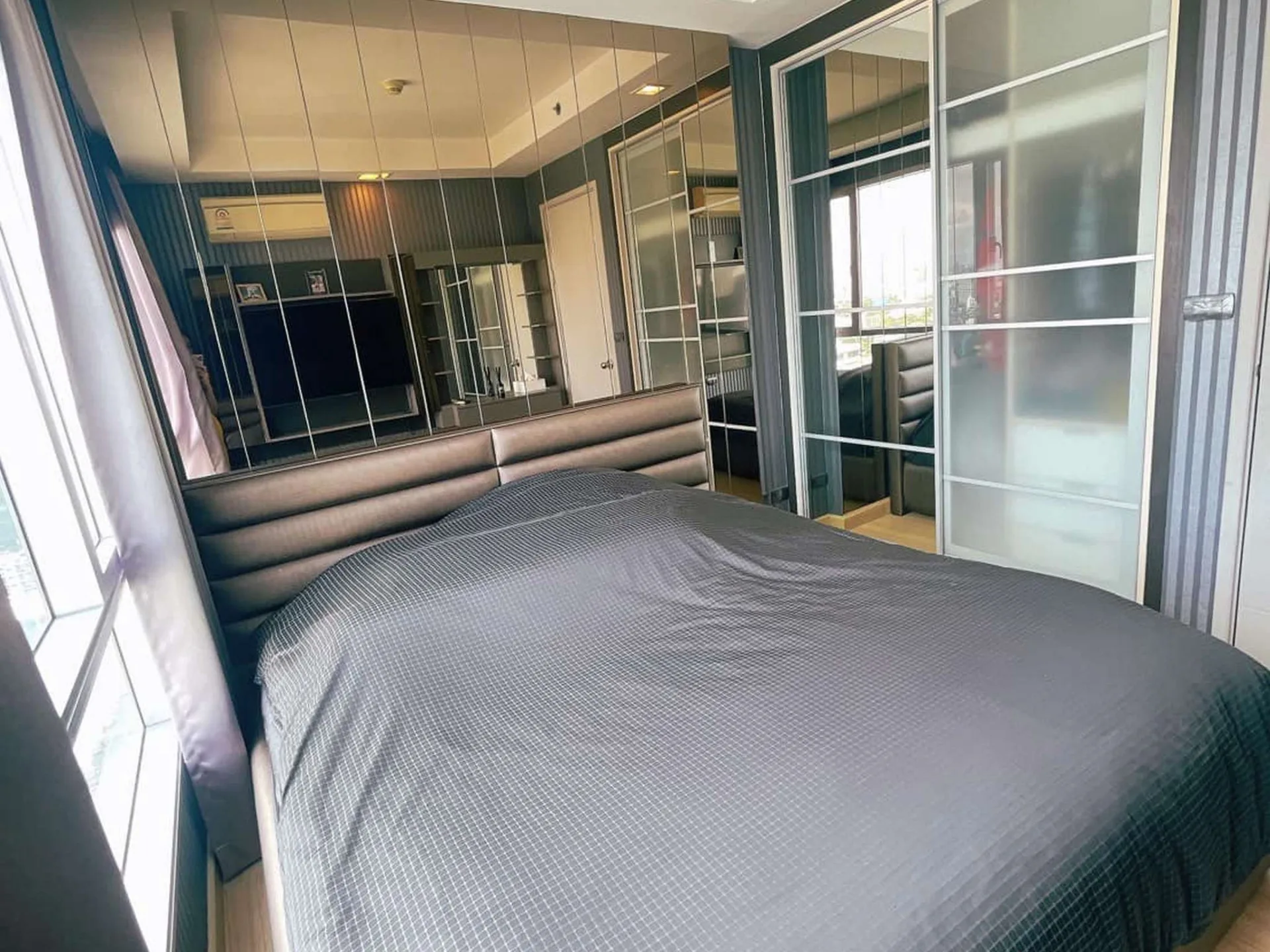 Property photos for Thru Thonglor