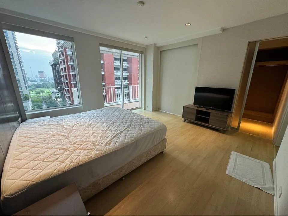 Property photos for Langsuan Ville