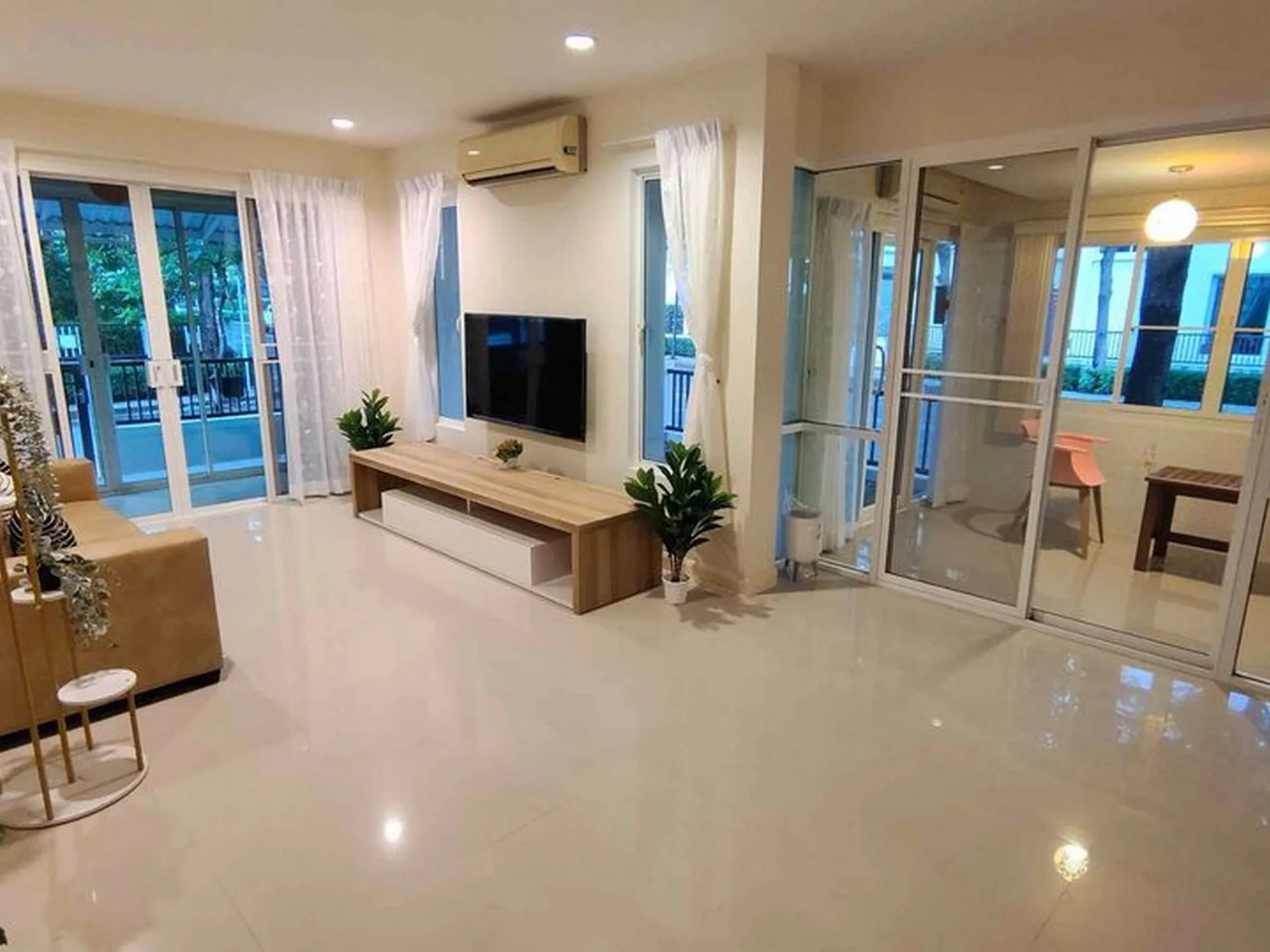 Property photos for Townhouse Ramkhapheng 24