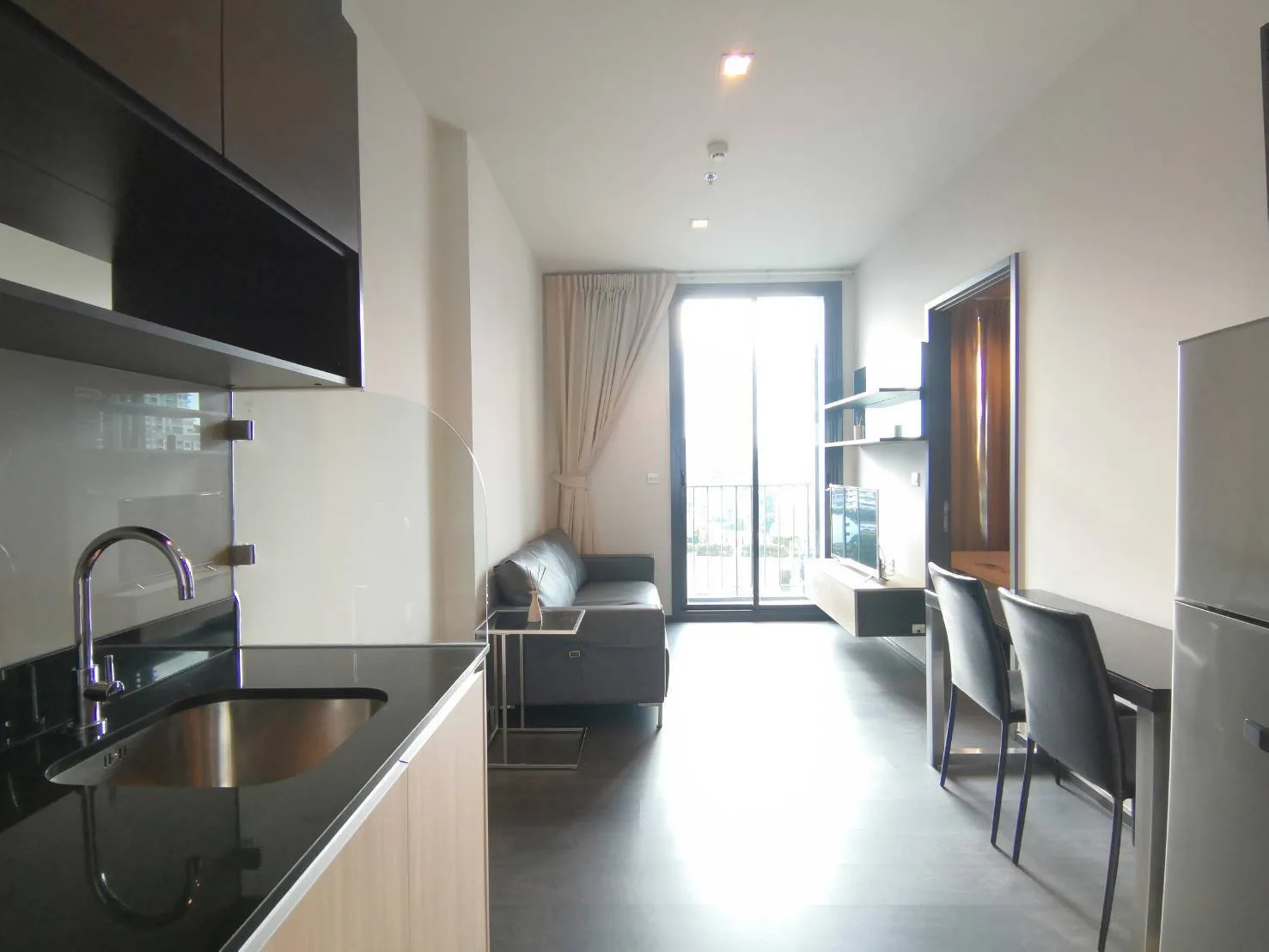 Property photos for Edge Sukhumvit 23
