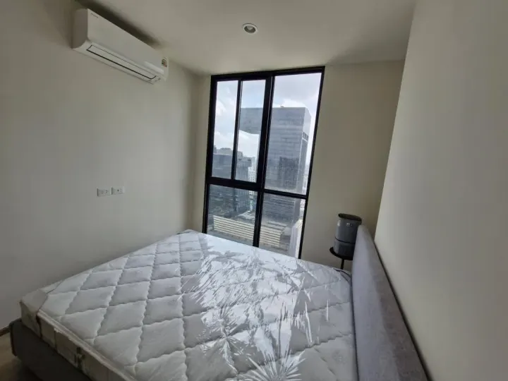 Property photos for Nue District R9