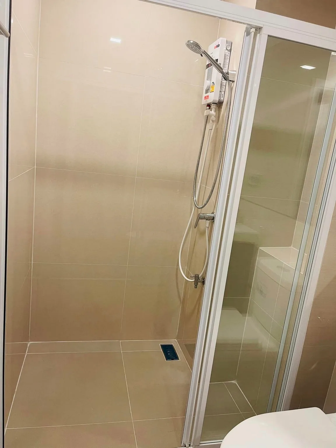 Property photos for Modiz Sukhumvit 50