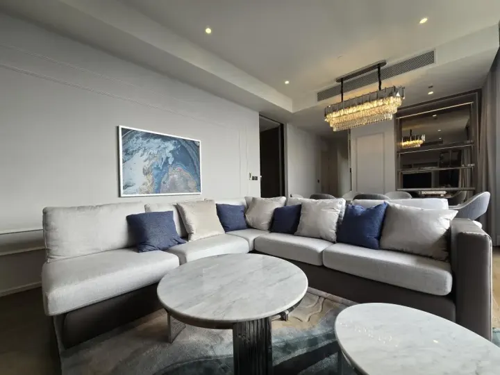 Property photos for Muniq Langsuan
