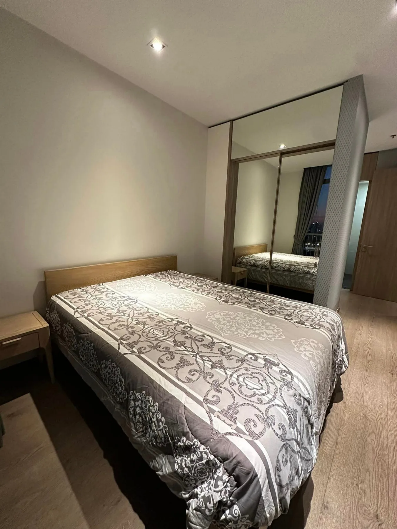 Property photos for Park Origin Phromphong
