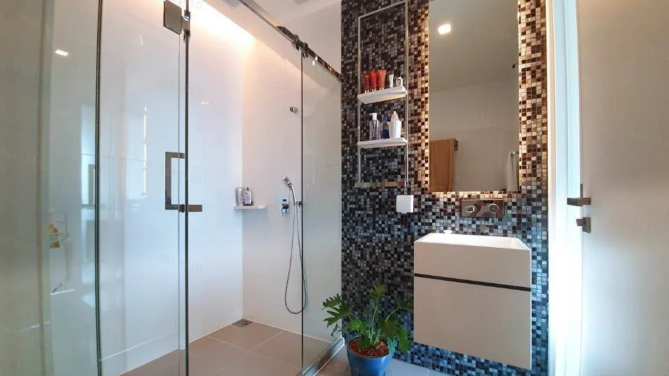 Property photos for The Room Sukhumvit 69