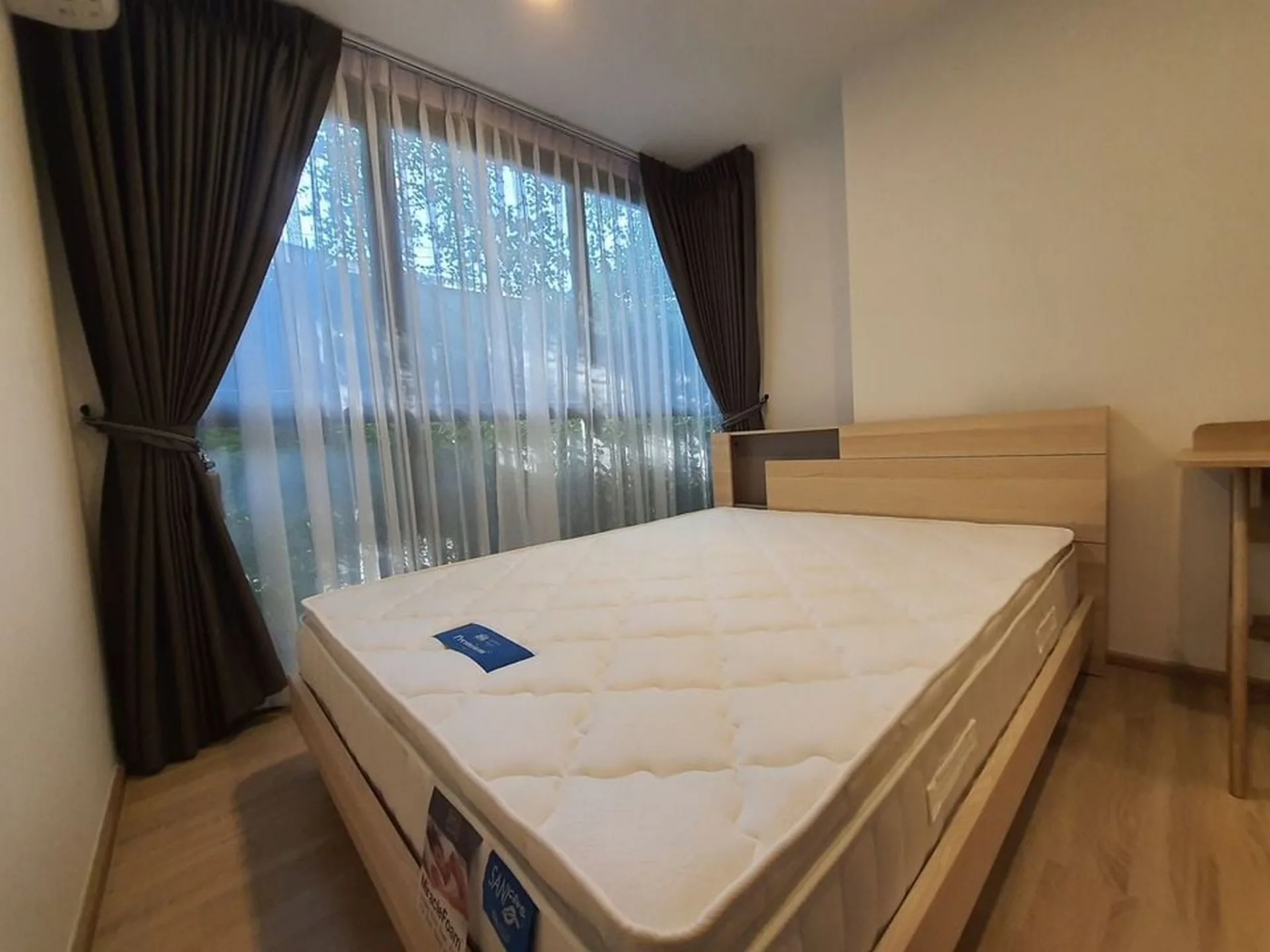 Property photos for Taka Haus Ekamai 12