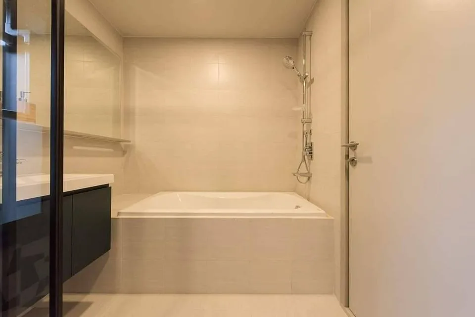 Property photos for THE BASE Sukhumvit 50